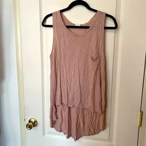 tresics pink high low shirt size medium